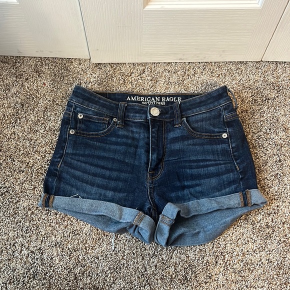 AE High-Rise Shortie Denim Shorts - Picture 1 of 3